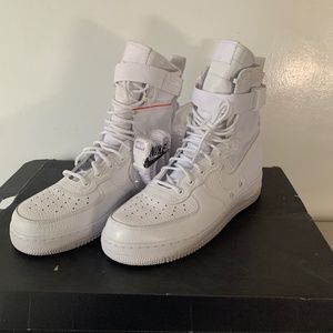 Nike AF1 SF QS